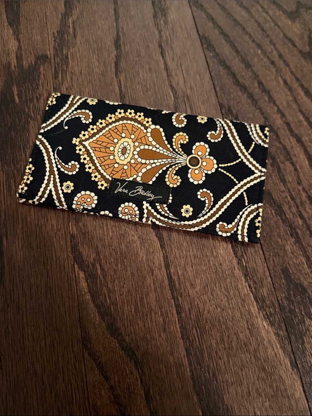 NEW Vera Bradley RETIRED PATTERN booklet/checkbook holder